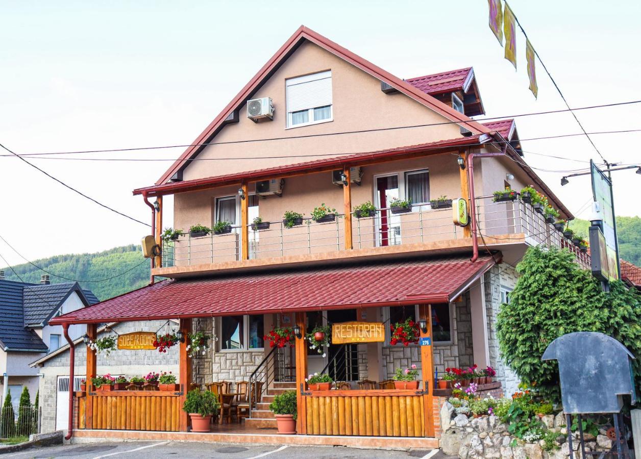 Restoran & Motel Manjez Биело-Поле Экстерьер фото